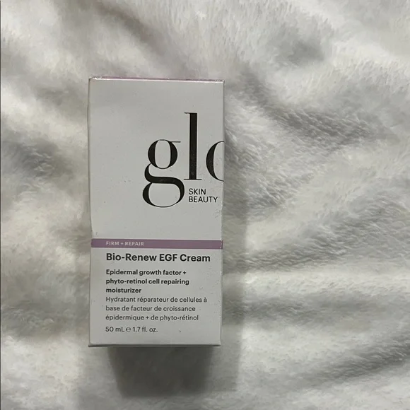 Glo Skin Beauty Bio-Renew EGF Cream - White and Purple Accents - Picture 1 of 6